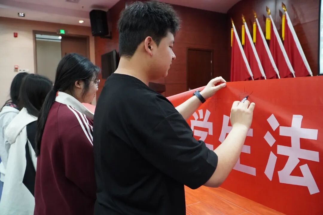 微信图片_20260421172209_78_1369.jpg